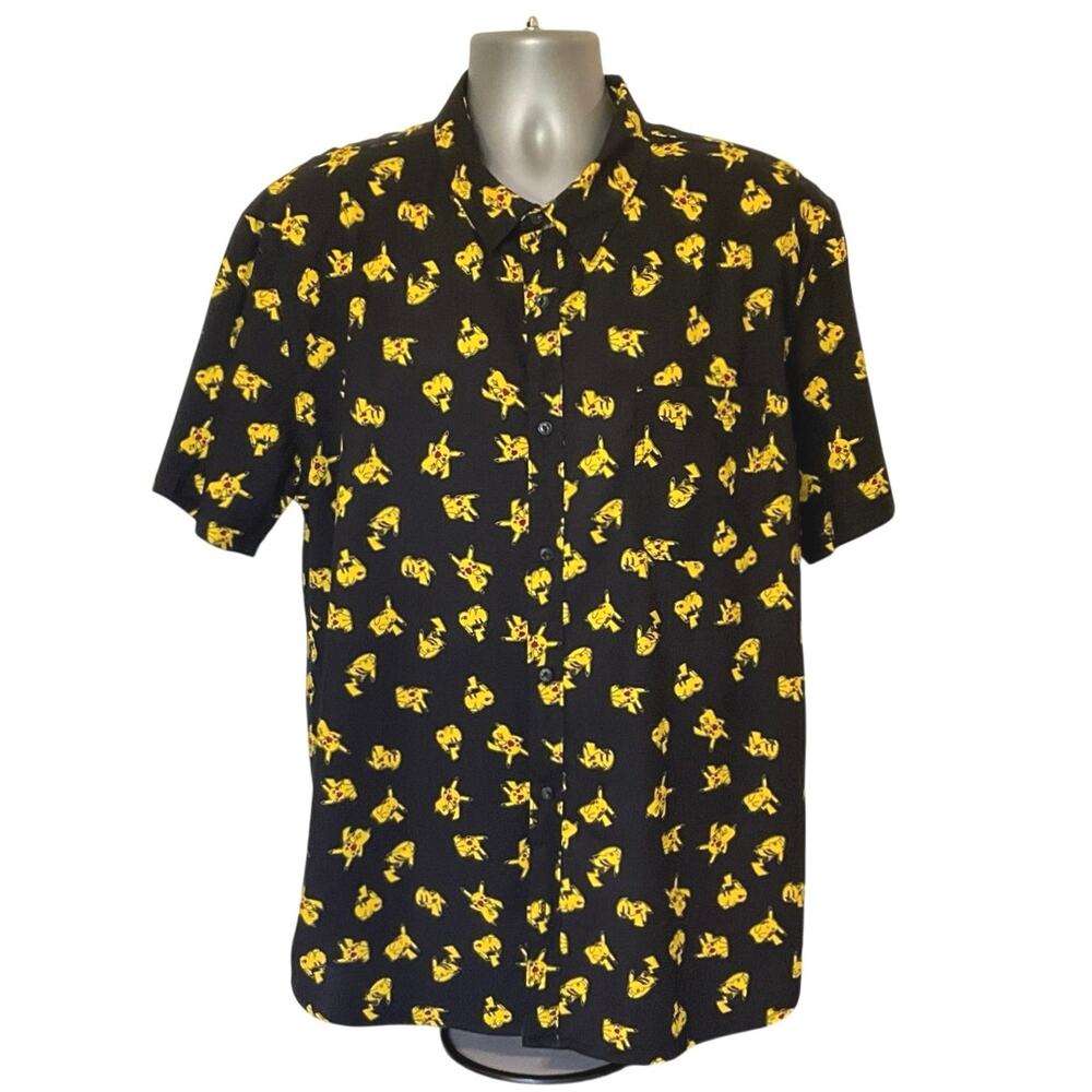 Pokémon Pikachu Men’s 2XL Black Short Sleeve Button Up Shirt 2016 Nintendo